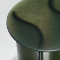 <a href="https://www.galeriegosserez.com/artistes/cober-lukas.html">Lukas Cober</a> - New Wave - Guéridon (Vert Volan)